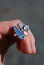 Load image into Gallery viewer, Split Band Opal & Pink Shell Venus Ring - Size 7-8