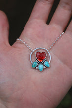 Load image into Gallery viewer, Venus Heart Necklace
