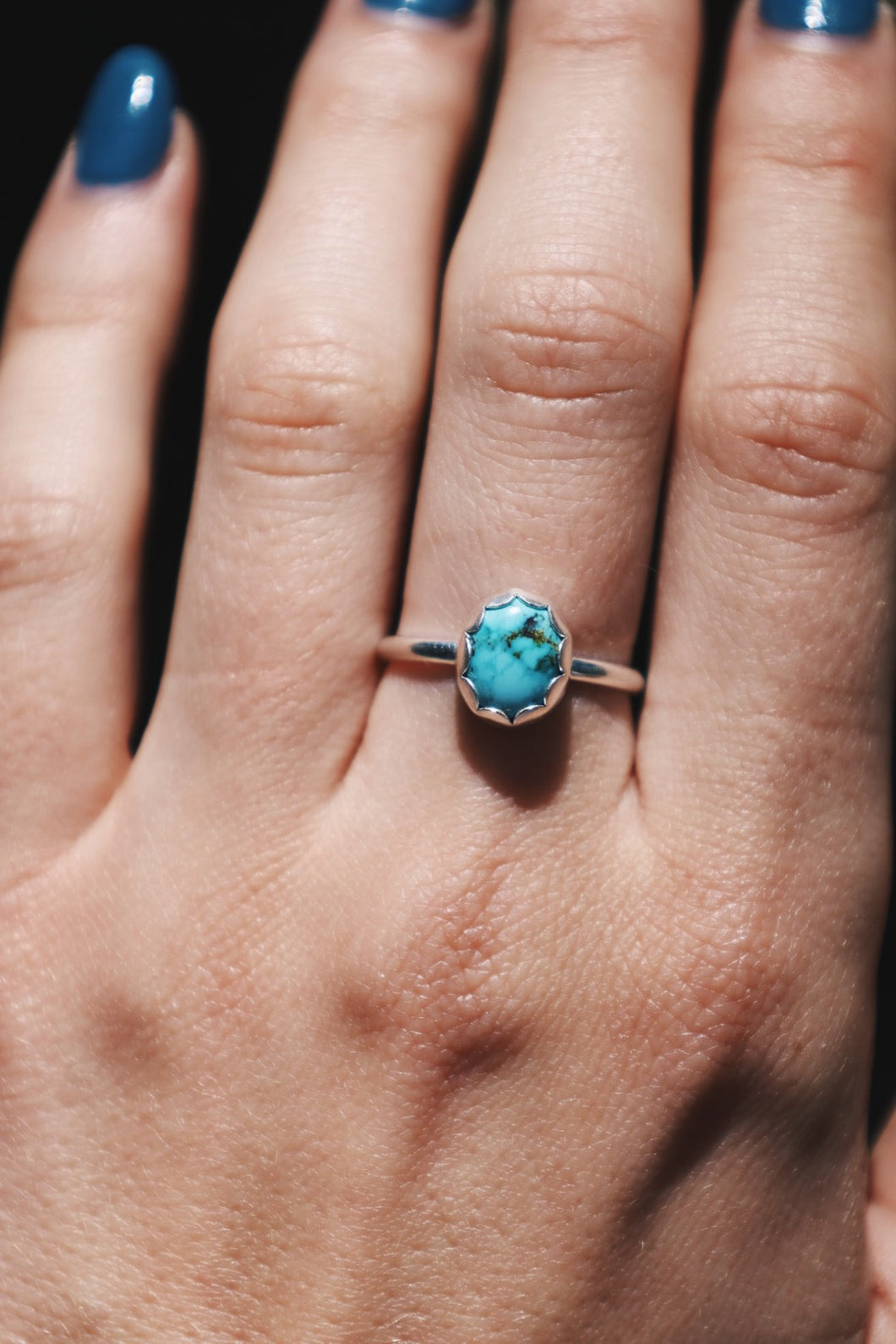 White Water Turquoise Ring w/ Mini Scalloped Bezel - Size 8.5