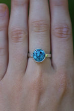 Load image into Gallery viewer, Rough Cut Kingman Turquoise Ring - Size 7
