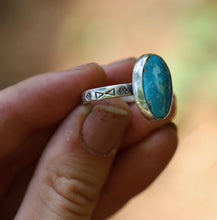 Load image into Gallery viewer, Turquoise Ring - Size 9.5
